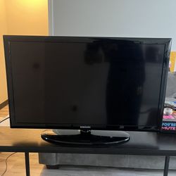 32in Samsung Flatscreen Tv