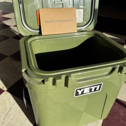 Brand New Yeti Cooler Ice Chest 