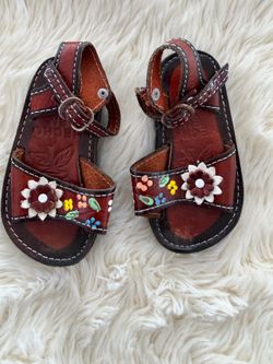Leather toddler sandals
