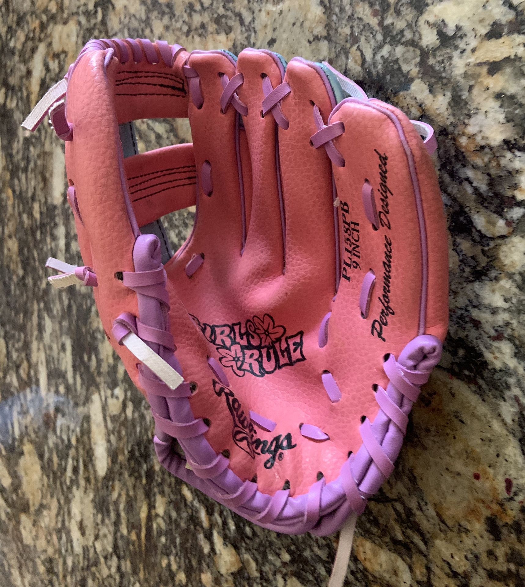 Rawlings PL158PB Pink Baseball/Softball Glove - Right Hand Thrower - 9 inches