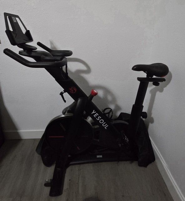 Yesoul Magnetic Bike W/Cover (Black)