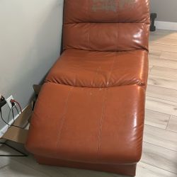 Chaise Lounger