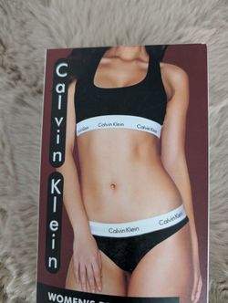 CALVIN KLEIN. SET