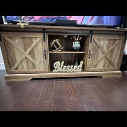 Walker edison farmhouse tv stand