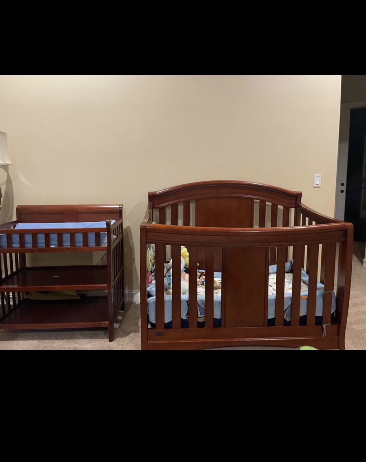 Baby Crib Bed With Change Table