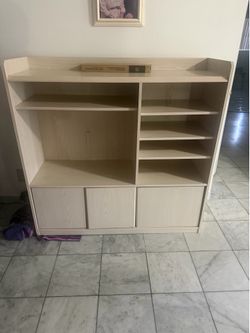 Small wall unit