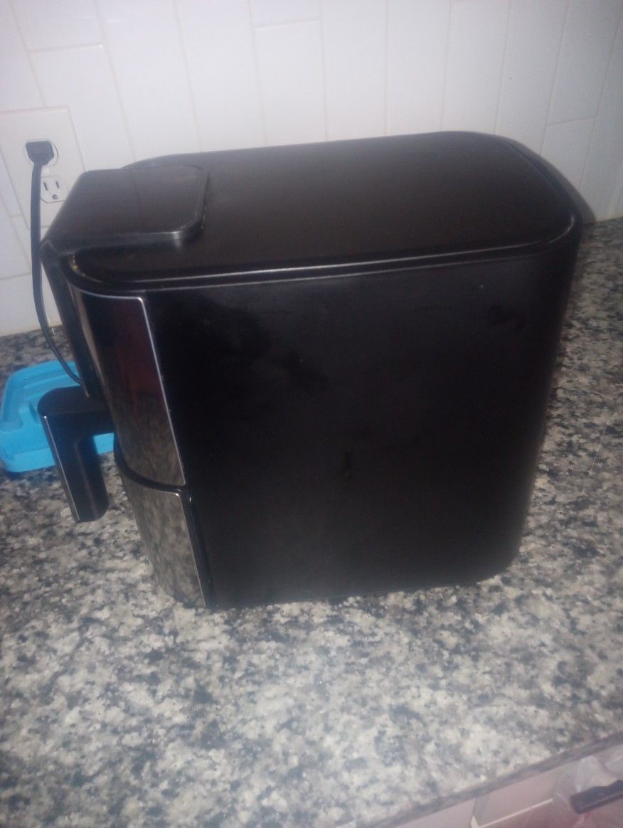 BELLA PRO SERIES AIR FRYER