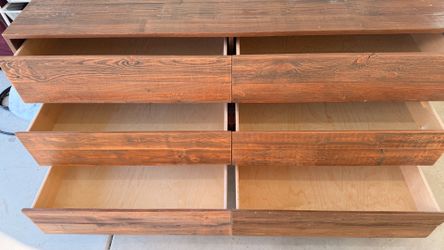 Avacado six drawer dresser