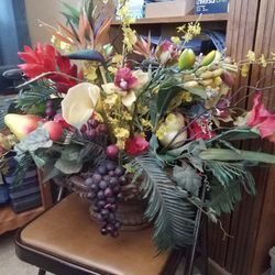 Flower Accent or  Dinner Table Center Piece Vase