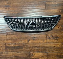 New 2004-2009 Lexus RX330 RX350 RX400h Front Upper Grille Enhance the front-end appearance of your Lexus with this premium replacement front radiator