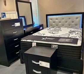 Premium Quality Bed & Complete Bedroom Set Available For Sale