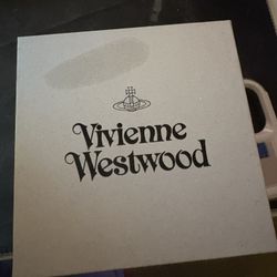 vivienne westwood pearl choker