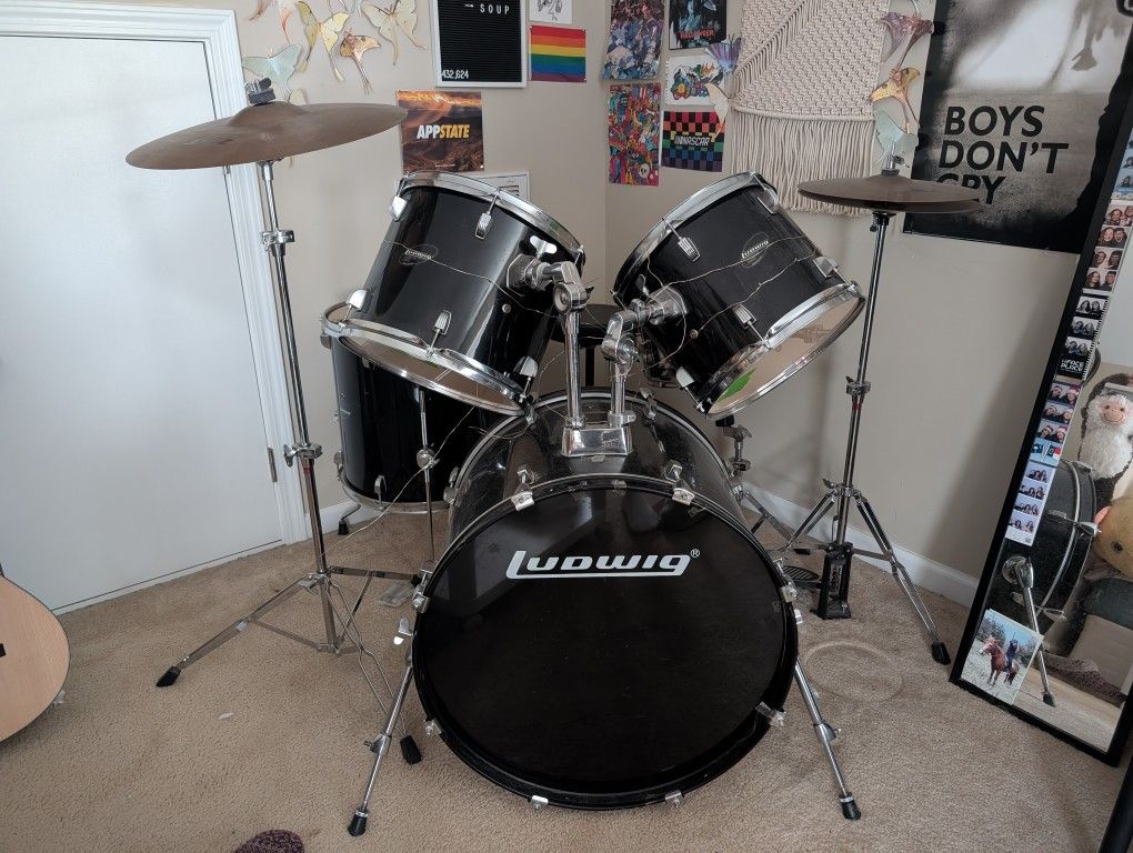 Ludwig 6-Piece Drumset