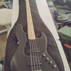 Contemporary Squire Jazz Bass