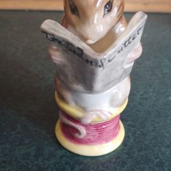 BEATRIX POTTER "TAILOR OF GLOUCESTER" FIGURINE