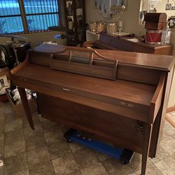 1975 Baldwin Piano