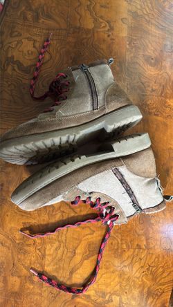 Boys shoes