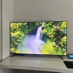 55 INCH TCL ROKU SMART TV 4K IN GOOD WORKING CONDITION, MISSING REMOTE