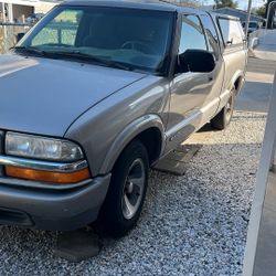 2000 Chevrolet S-10