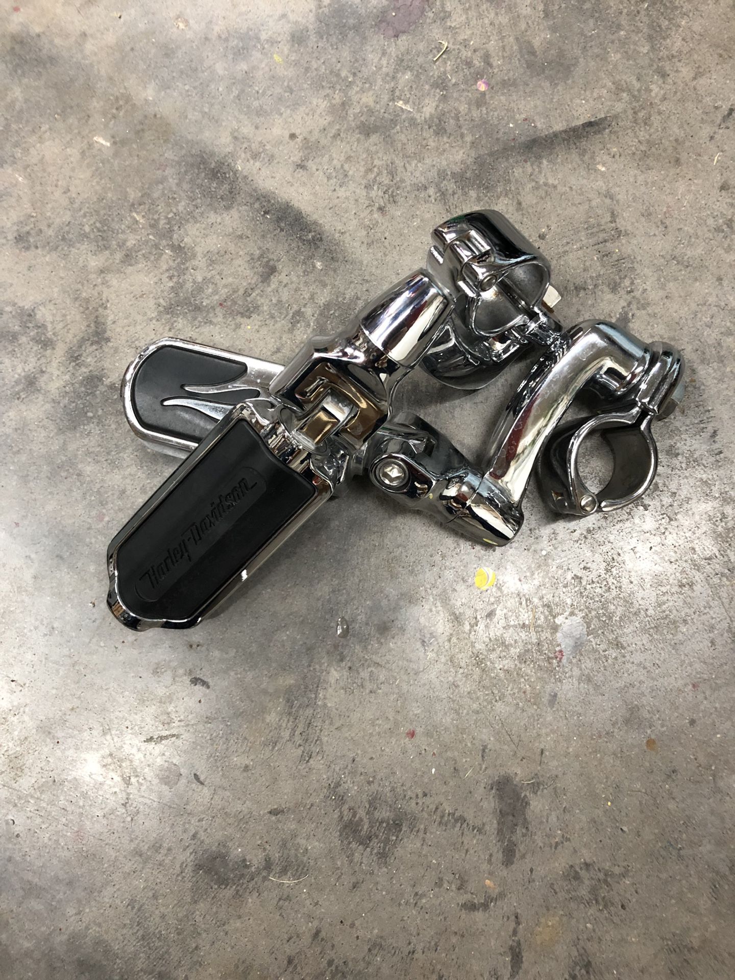 HD Crash Bar Foot Pegs