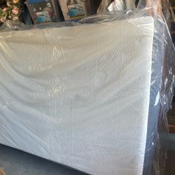 Tochta Utopia Mattress 54x80 - 10 Inch Thick