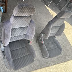 Front seats Honda Prelude