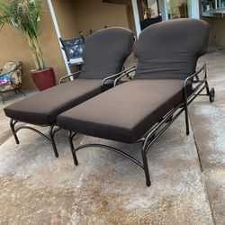 Poolside Chassis/ Bed
