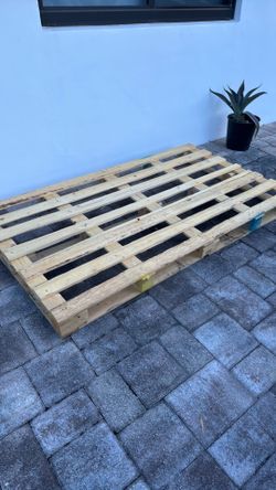 Wood Pallet for free