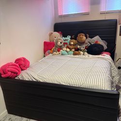 Queen Size Bed
