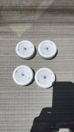 Led puck Push lights