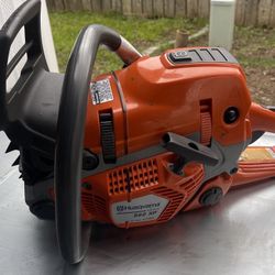 Husqvarna 562XP Chainsaw
