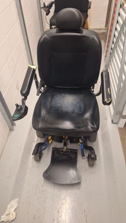 Electric Wheelchair