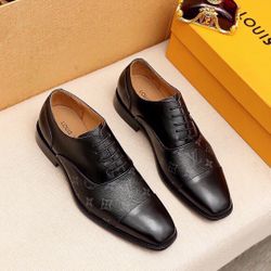 Louis Vuitton Men’s Leather Shoes With Box New 