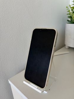 iPhone 14 white