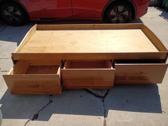 Platform bed