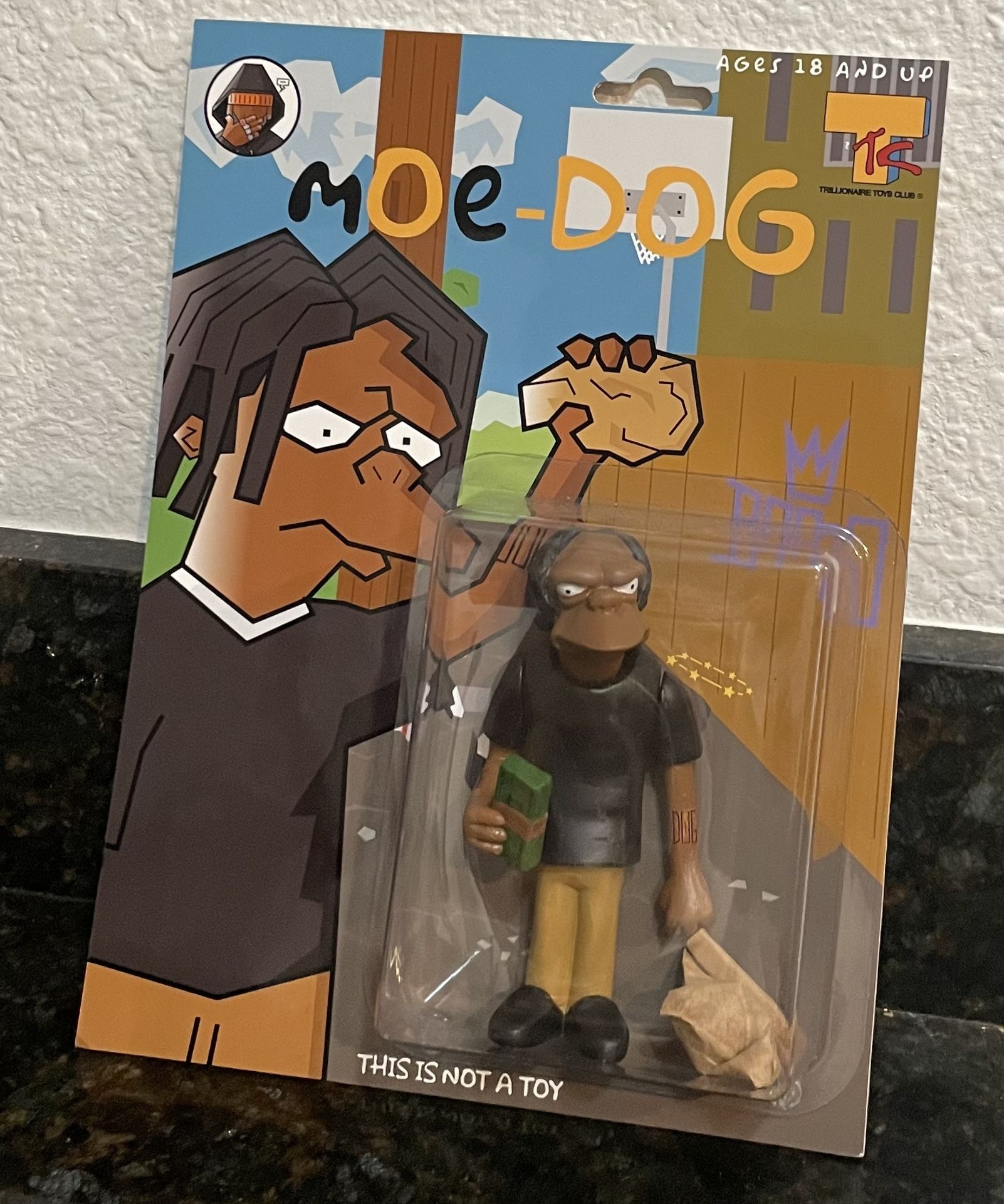 Moe -Dog sculpture Menace ll Society