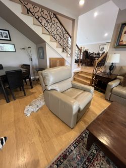 Swivel Rocker Chair  Leather 