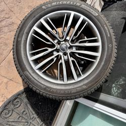 Single Ford Lincoln 20” 5x108 wheel 275 50 20 Michelin CrossClimate tire