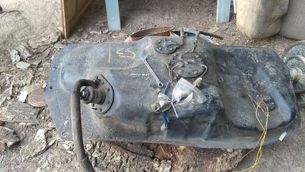 Gasoline tank