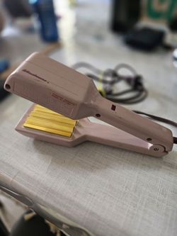 Vintage crimping iron hair styler