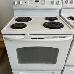GE Electric stove 30” (1 month warranty)