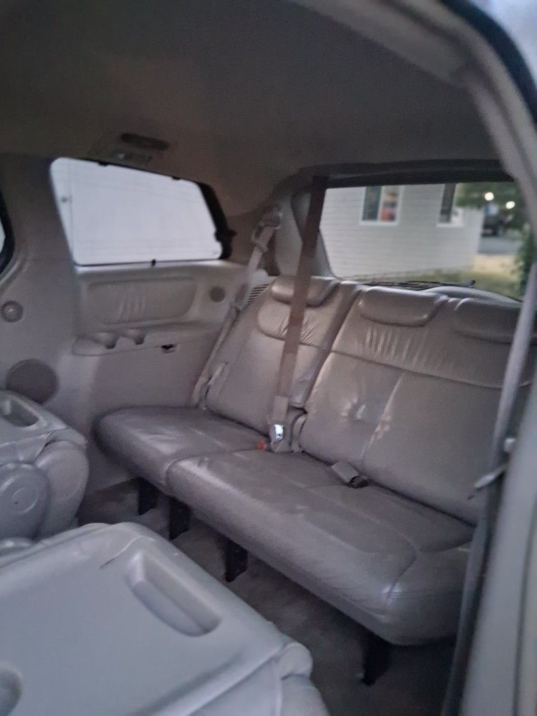 2008 Toyota Sienna