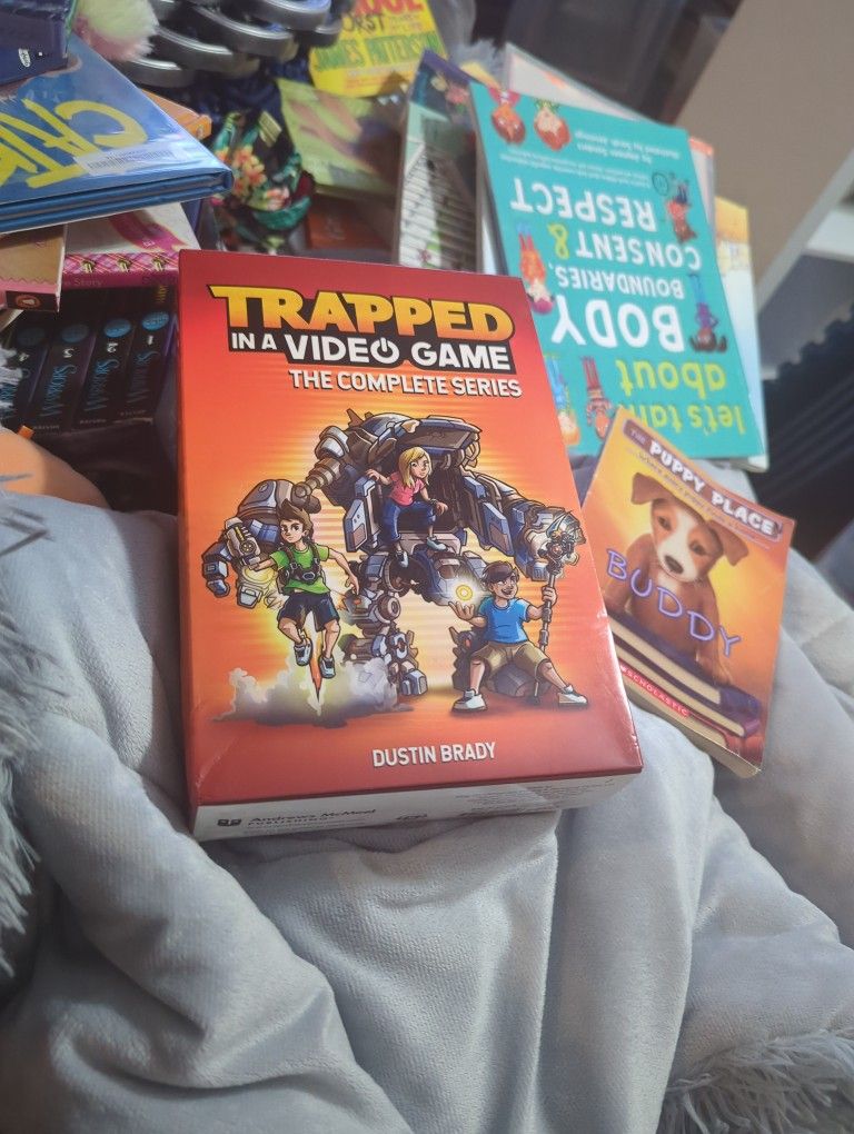 Traped In A Video Game, Full Series