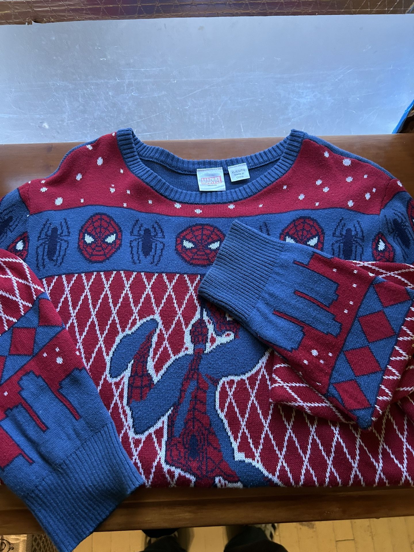 Spiderman Pull Over