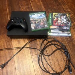 Xbox One X 1 Tb Comes With Controller And 6 Games 