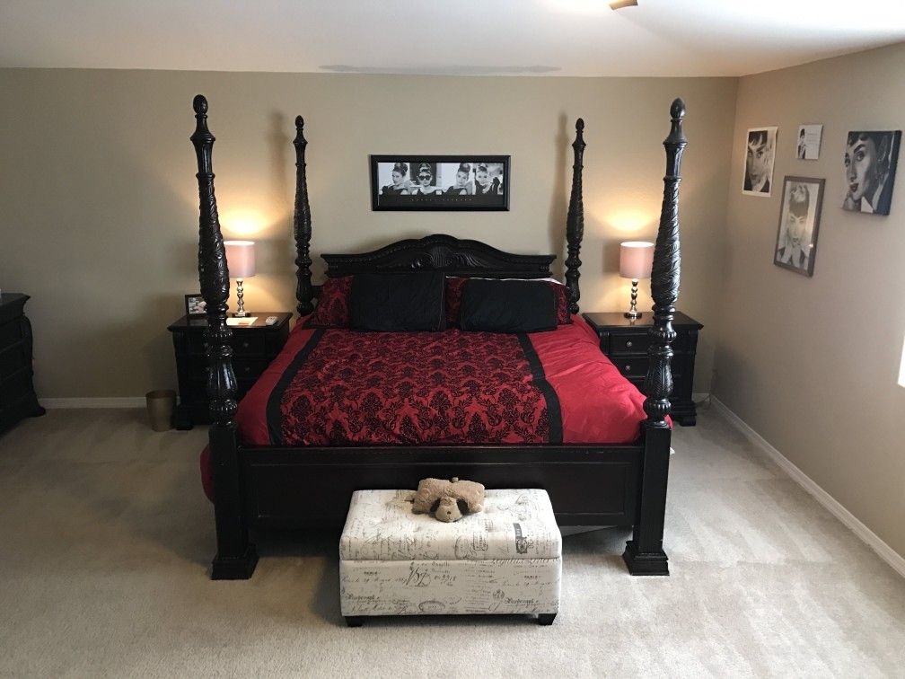 King Master bedroom Set