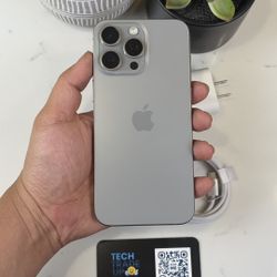 iPhone 15 Pro Max 256Gb Unlocked