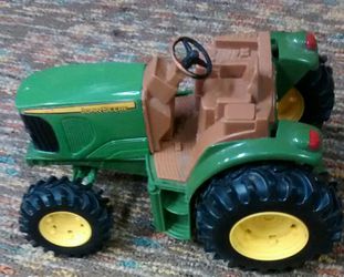 Die Cast John Deere Tractor