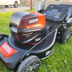 ECHO
D
56-Volt Cordless Battery Lawn Mower and Battery Combo Kit with (2) 5.0Ah Battery and (1) Charger (1-tool)
