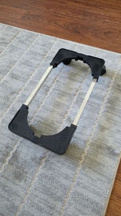 Adjustable rolling stand for PC tower